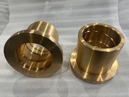 ツバ付きブッシュ