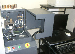 光発光分析機2